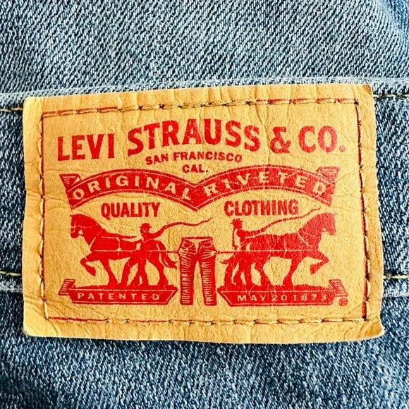 Levi’s 721 skinny high waisted jeans distressed - Picture 7 of 9